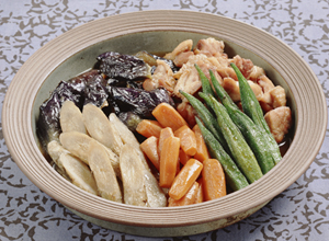 とり肉と野菜の揚げ煮