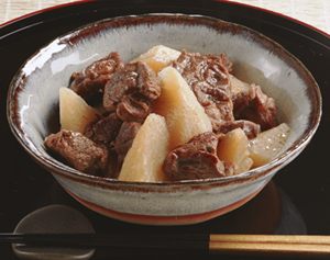 牛すねとだいこんの煮もの