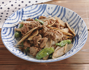 牛肉とごぼうの煮もの