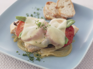 チキンのピザ風蒸し焼き