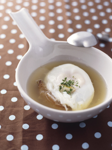 卵とパンのスープ