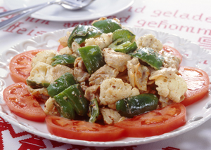 豚肉とカリフラワーのマヨネーズいため