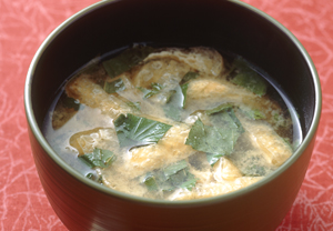 モロヘイヤ入りみそ汁