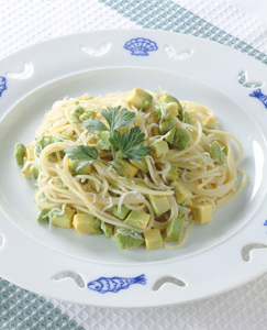 アボカドスパゲティ