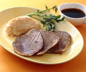 牛肉の赤ワイン煮 しょうゆ風味