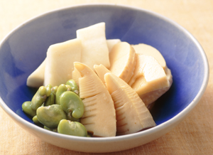 たけのことそら豆の煮もの