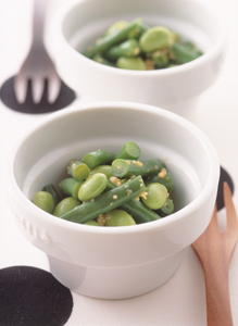 いんげんと枝豆のしょうが風味サラダ