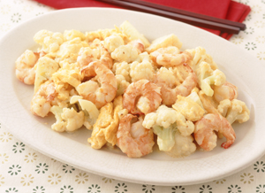 えびとカリフラワーのマヨネーズいため