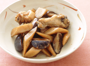 ごぼうと手羽元の煮もの