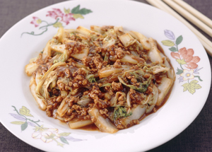 はくさいとひき肉の辛味いため