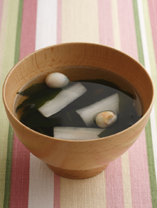 うどとわかめの吸いもの
