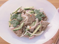 ヤム・ヌア（タイ風牛肉サラダ）